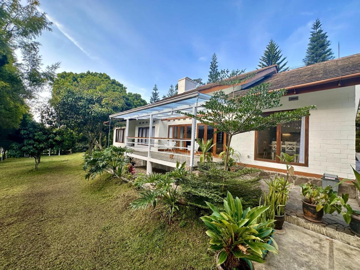 Villa Putih Le Cordon Bandung Zewnętrze zdjęcie
