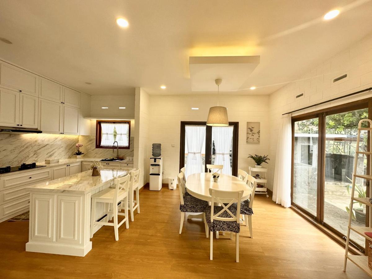 Villa Putih Le Cordon Bandung Zewnętrze zdjęcie